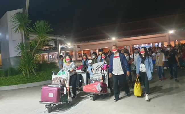 perang-rusia-vs-ukraina-puluhan-pmi-dari-bali-dievakuasi-dari-ukraina