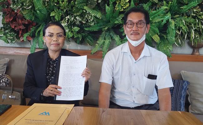 setelah-digerebek-sekamar-dengan-pengacara-di-vila-istri-gugat-cerai