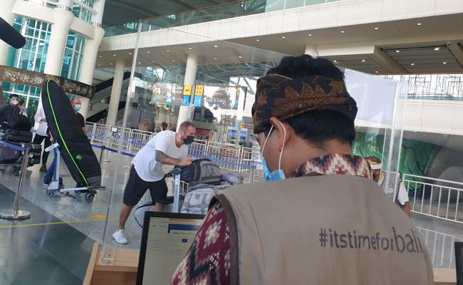 turis-terbanyak-ke-bali-sejak-penerbangan-dibuka-asal-australia