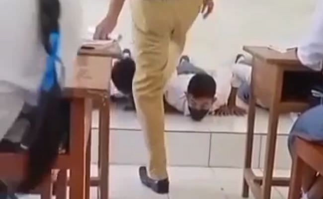 viral-kepala-sman-3-amlapura-karangasem-hukum-siswa-hingga-injak-bahu