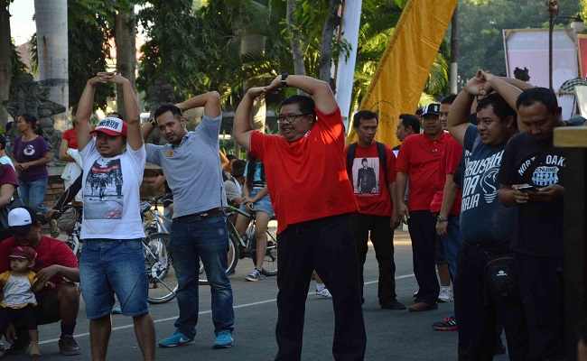 Kegiatan happy sunday di Jalan Ngurah Rai. (dok radar bali)