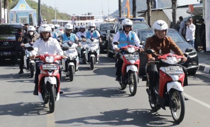 ENERGI BERSIH: Motor yang digunakan pada parade kali ini merupakan motor hasil konversi dari motor BBM ke motor listrik modifikasi bengkel lokal. (ist)
