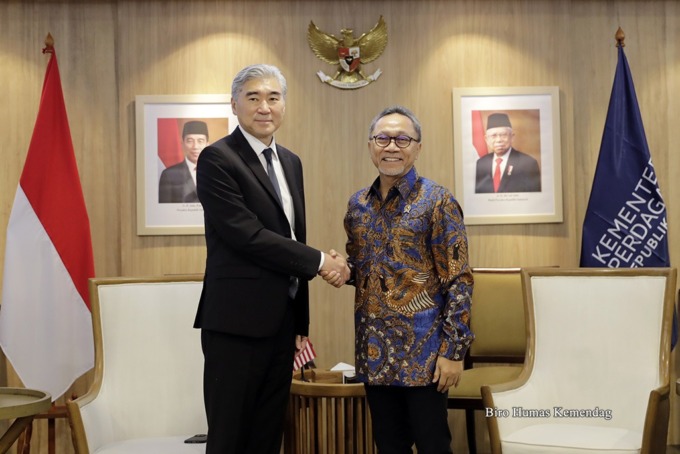 BILATERAL: Menteri Perdagangan RI, Zulkifli Hasan menerima kunjungan Duta Besar Amerika Serikat (AS) Jakarta, Sung Kim di Kantor Kementerian Perdagangan, Jakarta, Selasa (28/6/2022). (ist)