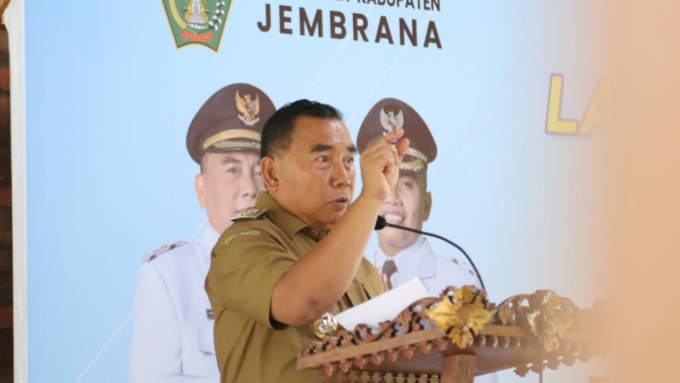 SAJIKAN KEMUDAHAN: I Nengah Tamba mengatakan, Aplikasi JSDDD sangat memudahkan lembaga untuk mensurvey masyarakat,  memantau tingkat kemiskinan, kebahagiaan dan tempat tinggal.