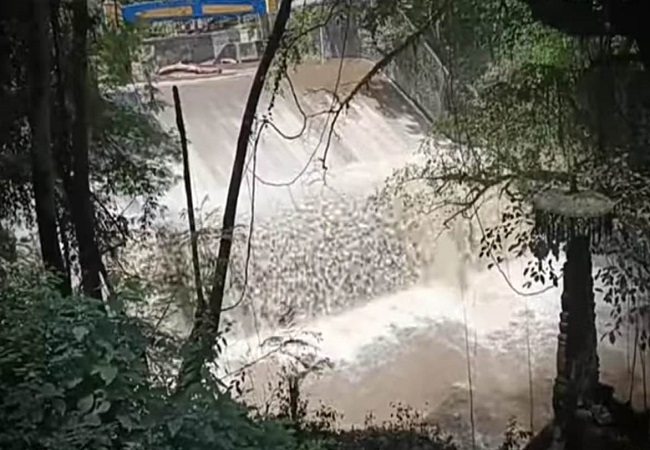 Selain di bekas Taman Festival Bali, tempat rujukan pecinta horor di pusat Kota Denpasar yakni Dam Oongan atau Bendungan Oongan di Kesiman, Denpasar Timur. (ist)