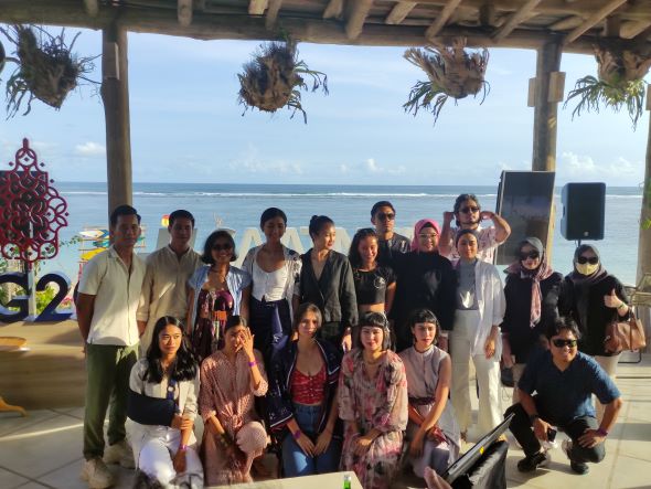 SOSIALISASI: Para influencer usai sesi konferensi pers di Nusa Dua (26/10/2022)