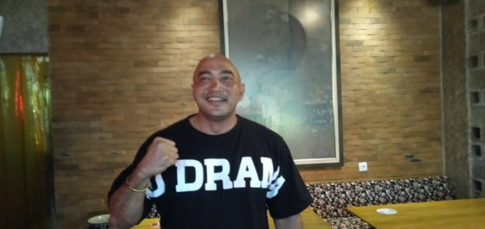 TULUS IKHLAS: Ketua Umum DPD Partai Gerindra Bali Made Muliawan Arya alias De Gadjah dalam sebuah konferensi pers dengan awak media di Renon menyikapi kontestasi calon pemimpin RI masa depan.