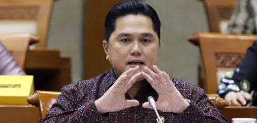 MEMPERTIMBANGKAN DUKUNGAN : Menteri BUMN Erick Thohir mau maju sebagai ketua yang menakhodai PSSI bila memang arus dukungan untuknya menguat. (foto: jaw apos)