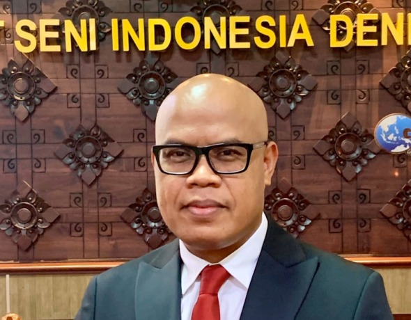 PRESTASI: Rektor ISI Denpasar, Prof. Dr. Wayan ‘Kun’ Adnyana. (ISTIMEWA) 