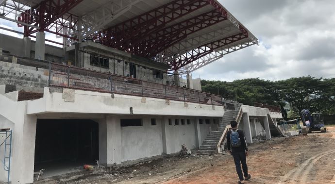 Bangunan tribun stadion Amlapura tengah dikerjakan dan telah mencapai 85 persen, Kamis (8/12/2022) lalu.