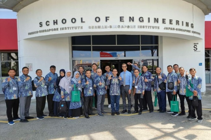 ASAH KUALITAS: Majelis Dikdasmen PP Muhammadiyah Jakarta mengirimkan sebanyak 17 Kepala Sekolah SMP, SMA, dan SMK Muhammadiyah se-Indonesia ke Singapura. (ist)