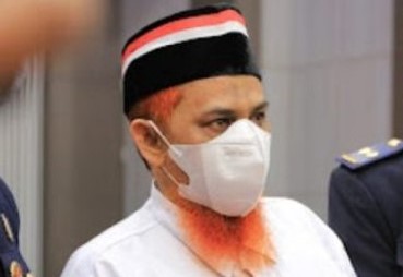 SIAP BANTU DERADIKALISASI : Umar Patek selain sudah insyaf juga mengaku siap membantu program deradikalisasi. (foto:jawapos.com/antara)