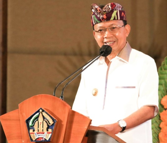 LESTARIKAN BUDAYA: Gubernur Bali, Wayan Koster kembali menggelar lomba Ogoh-Ogoh menyambut hari raya Nyepi Tahun Baru Caka 1945 atau 2023. (Foto: Pemprov Bali for Radar Bali)