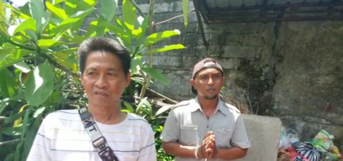 VIRAL: I Nyoman Nala, 38, bersama I Wayan Dameana, 43, diamankan Polda Bali karena seret Anjing Pakai Motor. Dan Fajar, 40, dipanggil Polsek Kutsel, karena telah nekat bantai anjing usai digigit.