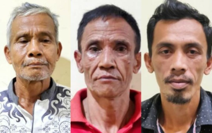 SADIS : Pelaku pembunuhan berantai. Dari kiri : Solihin alias Duloh,  Wowon Erawan alias Aki (tengah) dan M. Dede Solehudin (kanan). (foto : istimewa/jawapos)