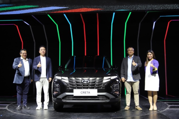 SERBA HITAM: Hyundai CRETA Dynamic Black Edition tampil lebih gagah dan tetap mempertahankan aksen sporty dan stylish yang menarik perhatian, sangat mendukung gaya hidup urban masyarakat Indonesia. (Hyundai untuk Radar Bali)