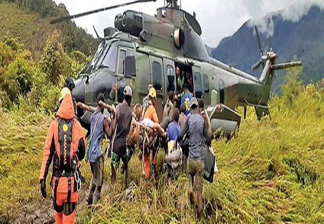 Helikopter Caracal milik TNI-AU yang digunakan dalam operasi penyelamatan. (SAR TIMIKA UNTUK CENDERAWASIH POS)