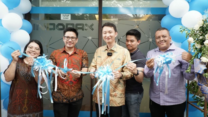 SAPA BALI: Seremonial pembukaan kantor baru Indodax, perusahaan crypto exchange pertama di Indonesia dengan lebih dari 5,6 juta member yang dihadiri Oscar Darmawan selaku CEO Indodax, Bob Horo selaku Chief Legal and HRGA Indodax, Agatha Kristina selaku VP