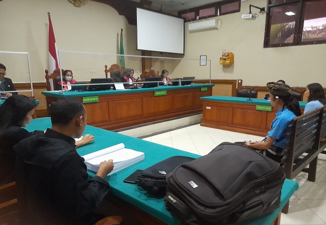 PERDAGANGAN ORANG - Suasana persidangan kasus tindak pidana perdagangan orang. (Eka Prasetya)