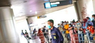 keberangkatan PMI dari bandara (ilustrasi JPG/jawapos.com)
