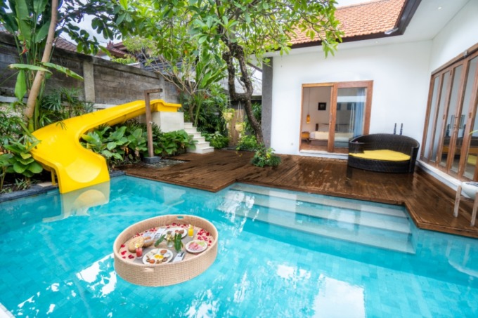 LA MIRA VILLA: Private Pool Villa di Seminyak Salah Satu Property Ini Vie Hospitality Digemari Wisatawan Lokal maupun Mancanegara (Ini Vie Hospitality untuk Radar Bali)