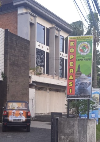 KARYA-KEKARYAAN: Kerja nyata DPD Partai Golkar Bali yang resmi mendirikan Koperasi Swadarma Guna Karya Bali. (Radar Bali Photo) 