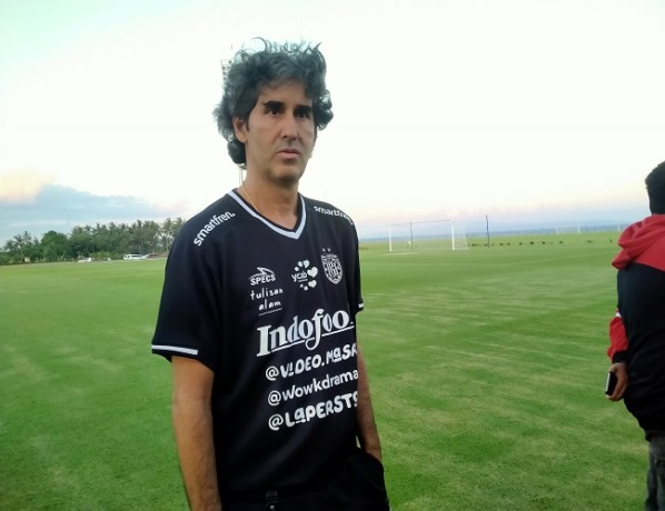 Pelatih Bali United, Stefano “Teco” Cugurra. (Foto I Wayan Widyantara)