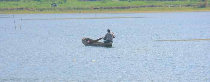ATUR PEMBANGUNAN  : Suasana di Danau Buyan, Desa Pancasari. Pemerintah akan menyusun RDTR Kecamatan Sukasada untuk mengendalikan pembangunan di kawasan hulu.(foto:dok.radar bali)