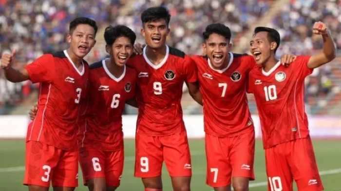SEDANG ON FIRE :Timnas U-22 yang sukses meraih medali emas SEA Games 2023 di Kamboja (foto:istimewa/jawapos)