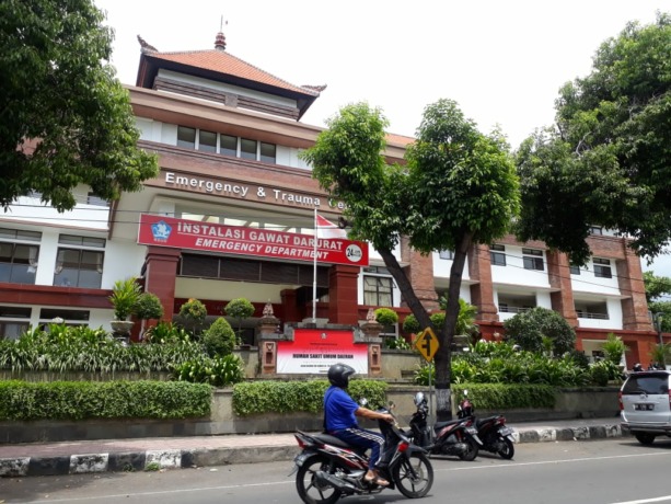 RSUD Buleleng masih merawat pasien yang terinfeksi meningitis atau penyakit radang selaput otak. (EKA PRASETYA/RADAR BALI)