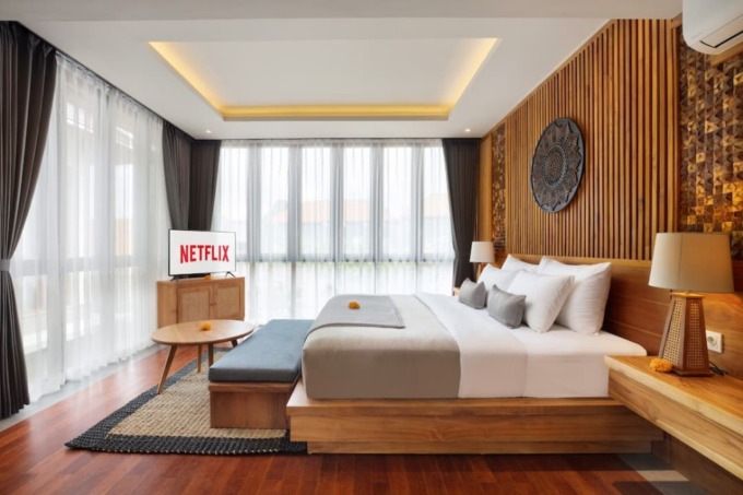 FAVORIT KELUARGA: Kamar Villa yang Luas dan Super Nyaman Jadi Pilihan Tepat Bagi Keluarga untuk Menikmati Kebersamaan, Tersedia pula Villa Dua Kamar. (Ini Vie untuk Radar Bali) 