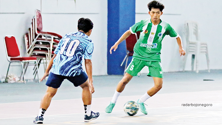BULAN DEPAN UJI COBA LAGI: Pemain futsal Lamongan bakal digenjot latihan fisik dulu sebelum diagendakan uji coba lagi. (ANJAR DWI PRADIPTA/RDR.LMG)