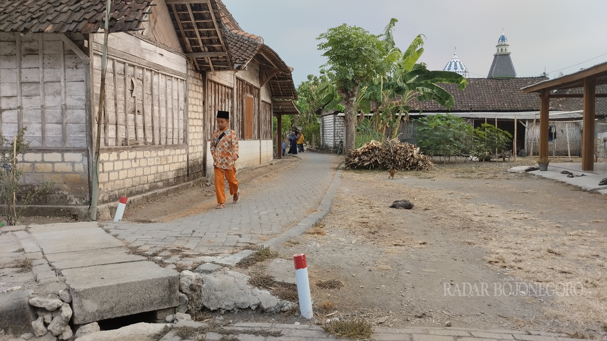 BELUM SEJAHTERA: Permukiman di desa penghasil migas di Bojonegoro masih belum merasakan kesejahteraan.(DHANI WAHAYU ALFIANSYAH/RDR.BJN)