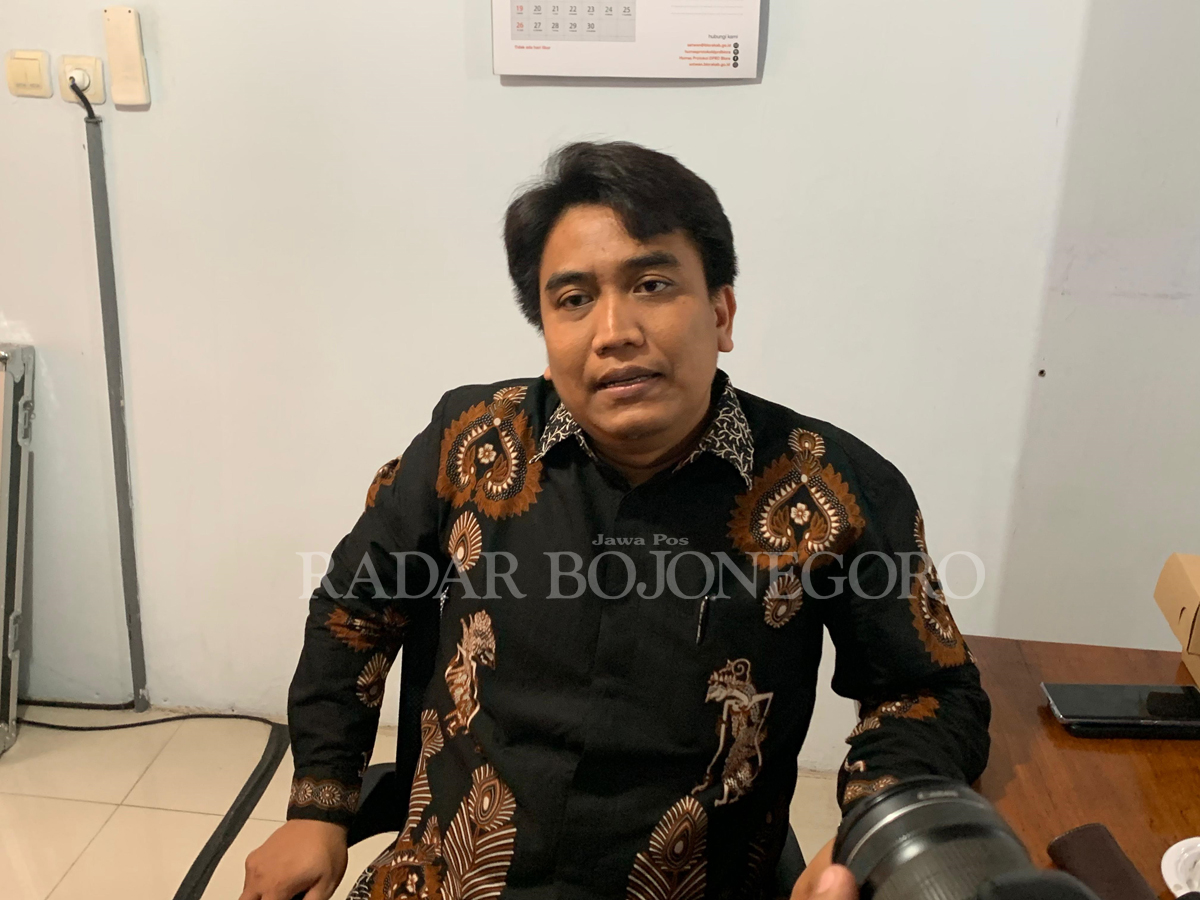 DUKUNG: Anggota Komisi D DPRD Blora Achlif Nugroho Widi Utomo berkomitmen dan mendukung upaya preventif pada kekerasan perempuan dan anak. (RAHUL OSCARRA DUTA/RDR.BJN)