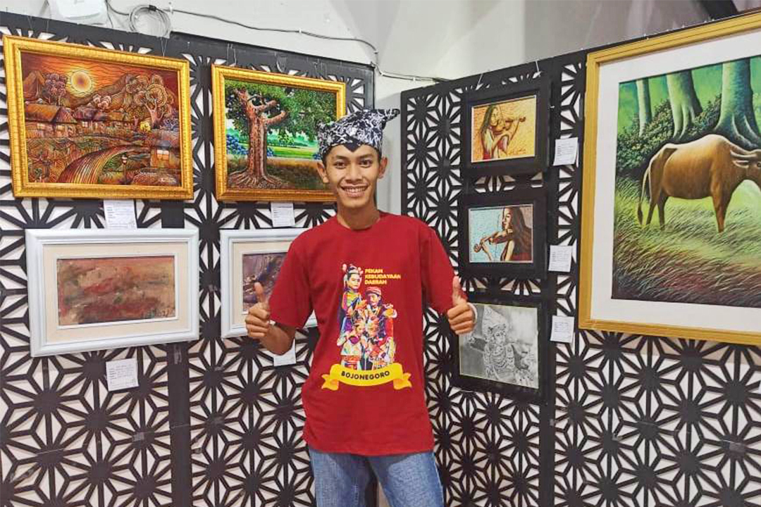 Aditya Andra Faersa, pelukis surealisme. (IST/RDR.BJN)