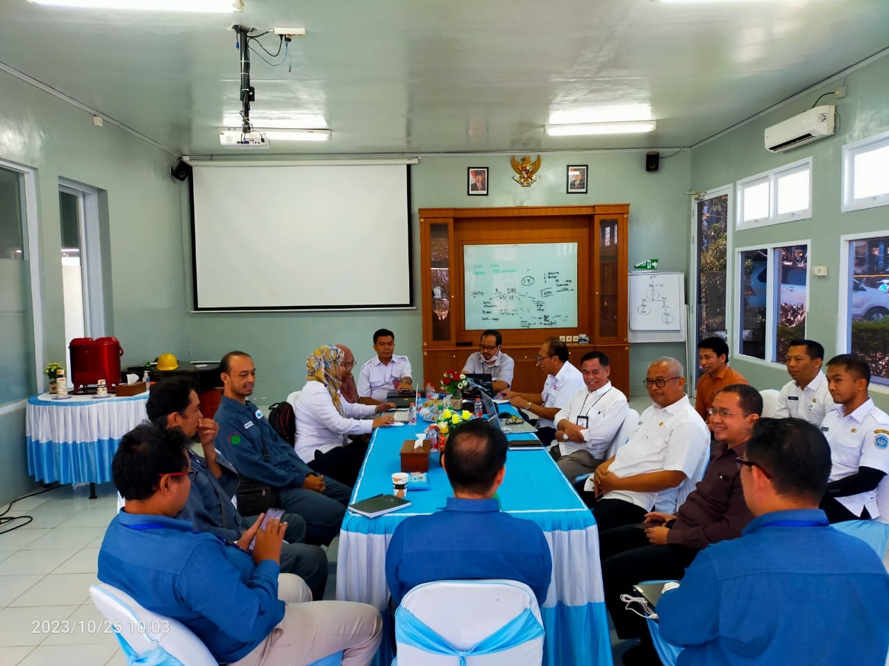 TINGKATKAN KOMPETENSI: Kegiatan kajian bersama tim Kementerian Investasi/ BKPM dengan Brin terkait penyusunan investment project ready to offer (Ipro) industri kapal bertenega listrik dan usaha.