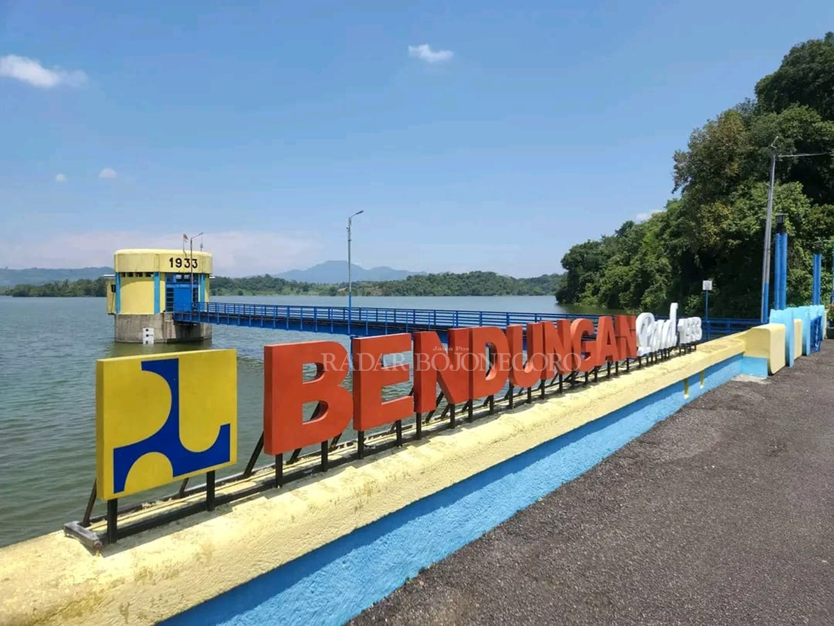 Legendaris: Waduk Pacal di Desa Kedungsumber,Kecamatan Temayang, masih menjadi potensi wisata andalan Pemkab Bojonegoro (WAHYU DHANI A./RADAR BOJONEGORO)