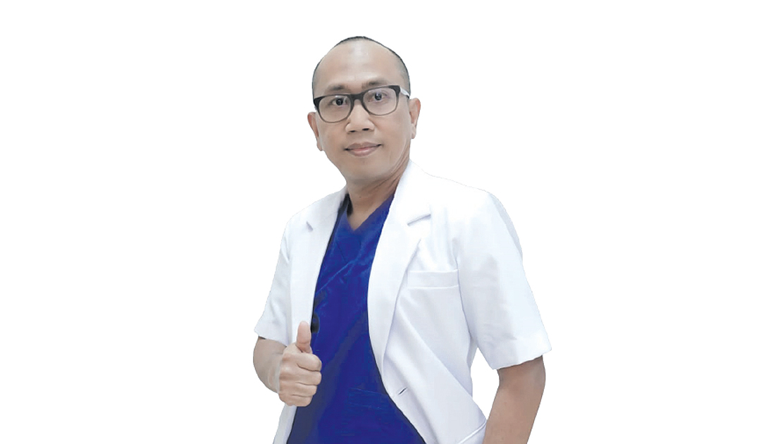dr. Yudhistiro Andri Nugroho, Sp.An-TI, Kepala Instalasi ICU RSUD Soegiri Lamongan & Pembina Komunitas Lari SEGOBORUN