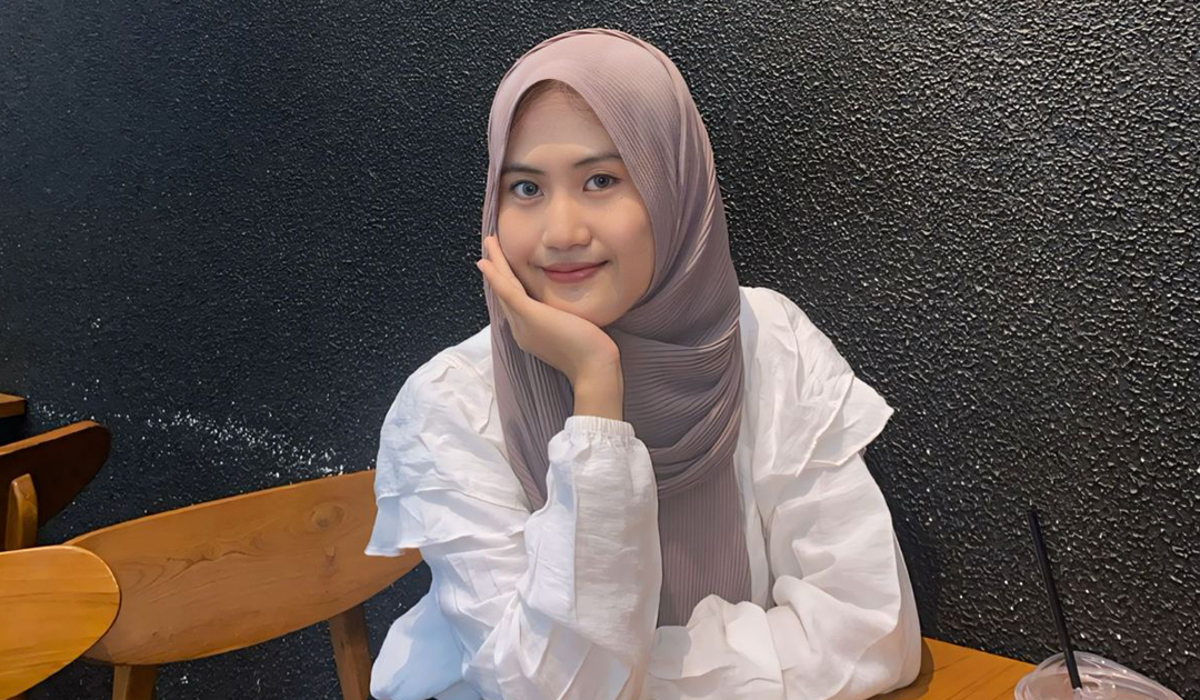 Nadine Aqmarina Zahiroh, Siswi MAN 1 Lamongan