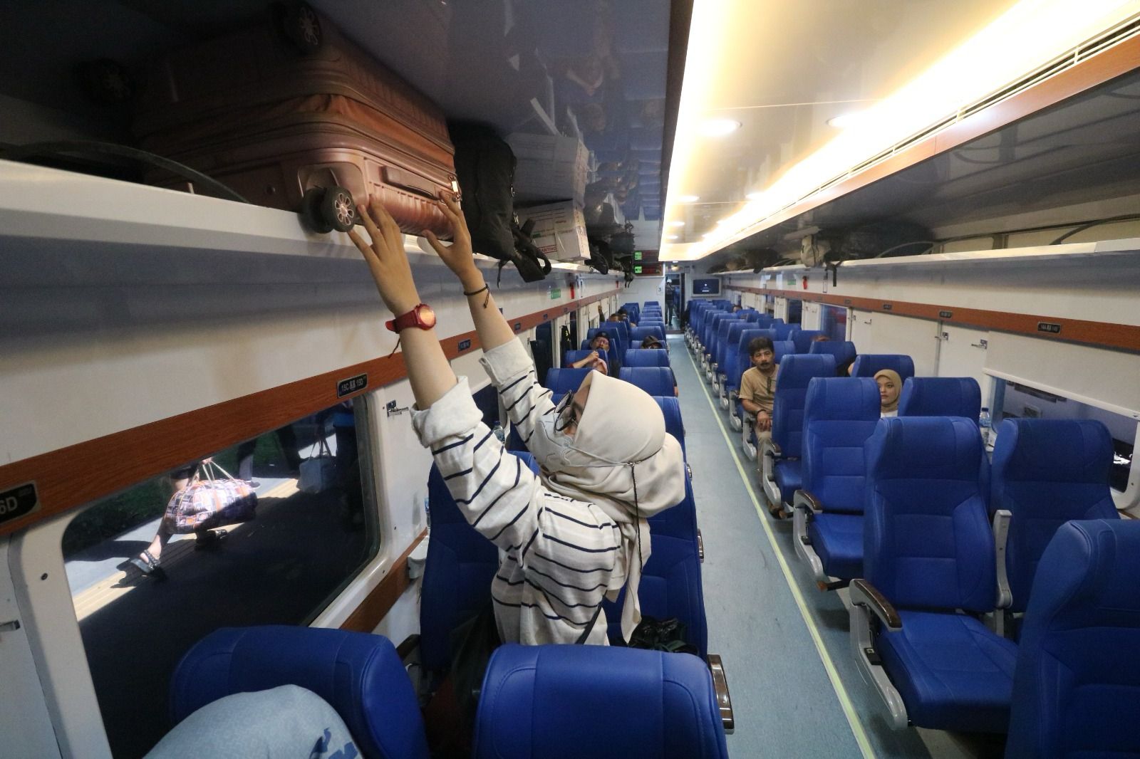 Mudik Lebaran menggunakan Kereta api Stasiun Bojonegoro - Stasiun Surabaya Pasar Turi