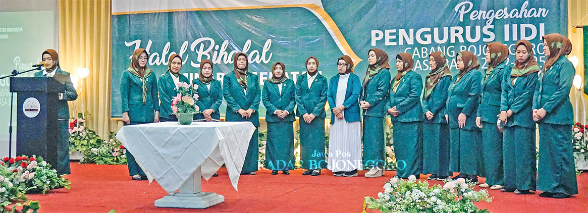 DILANTIK: Segenap pengurus IIDI Cabang Bojonegoro masa bakti 2022-2025 dilantik kamis (25/4) di Ballroom Adelia Cafe. (ISTIMEWA/RADAR BOJONEGORO)