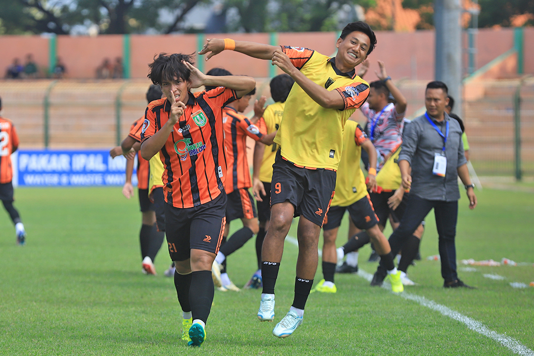 MENATAP 32 BESAR: Pemain Persibo selebrasi usai menjebol gawang PSIW Wonosobo di Stadion Letjen Sudirman (SLS) Rabu (8/5) lalu. Saat ini fokus menatap 32 besar Liga 3 Nasional.