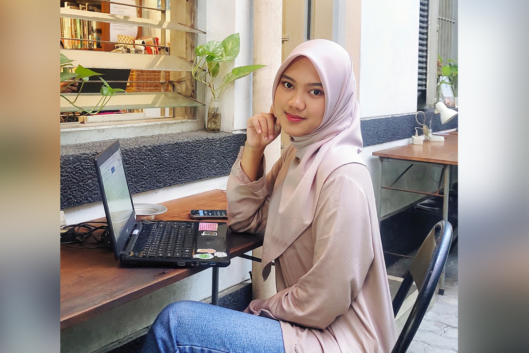 YUK - Indriani Vicky Kartikasari