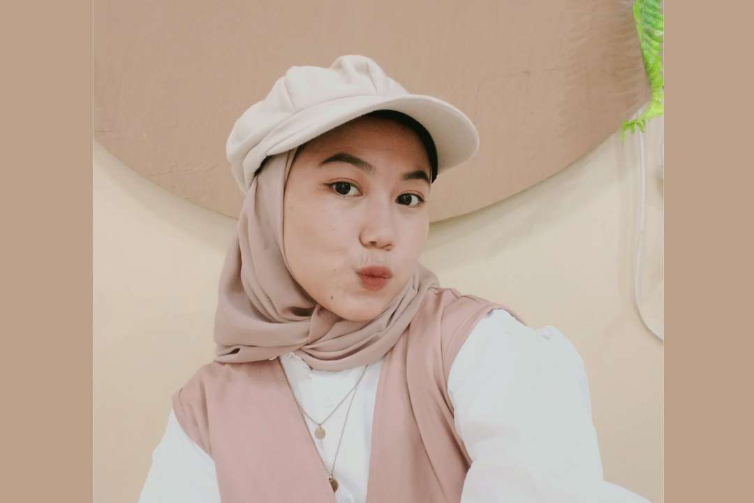 YUK- Feby Angela Yunica Safara
