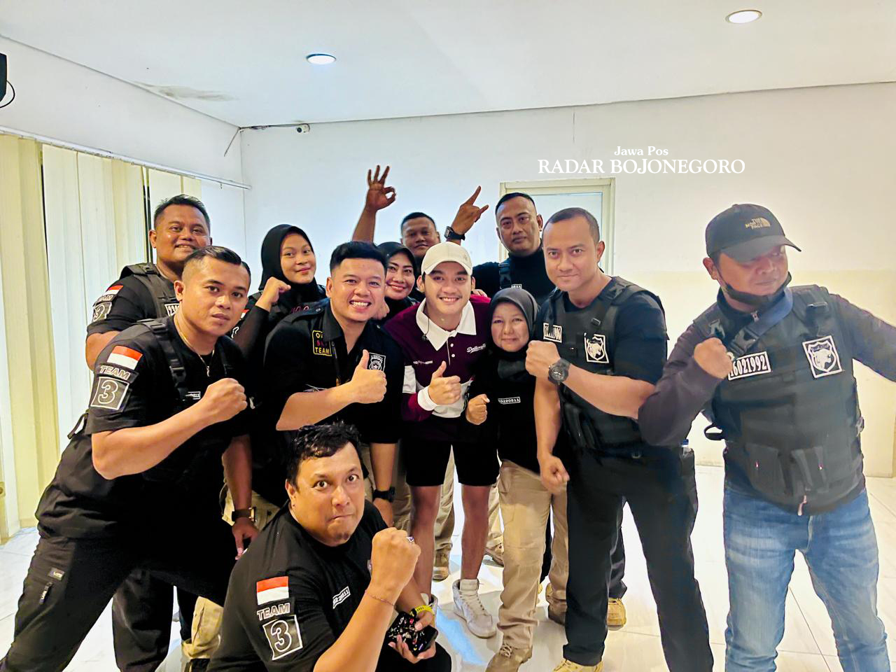 SIGAP: Tim Repatsus Bojonegoro selalu sigap pengamanan konser musik. (ISTIMEWA/RADAR BOJONEGORO)