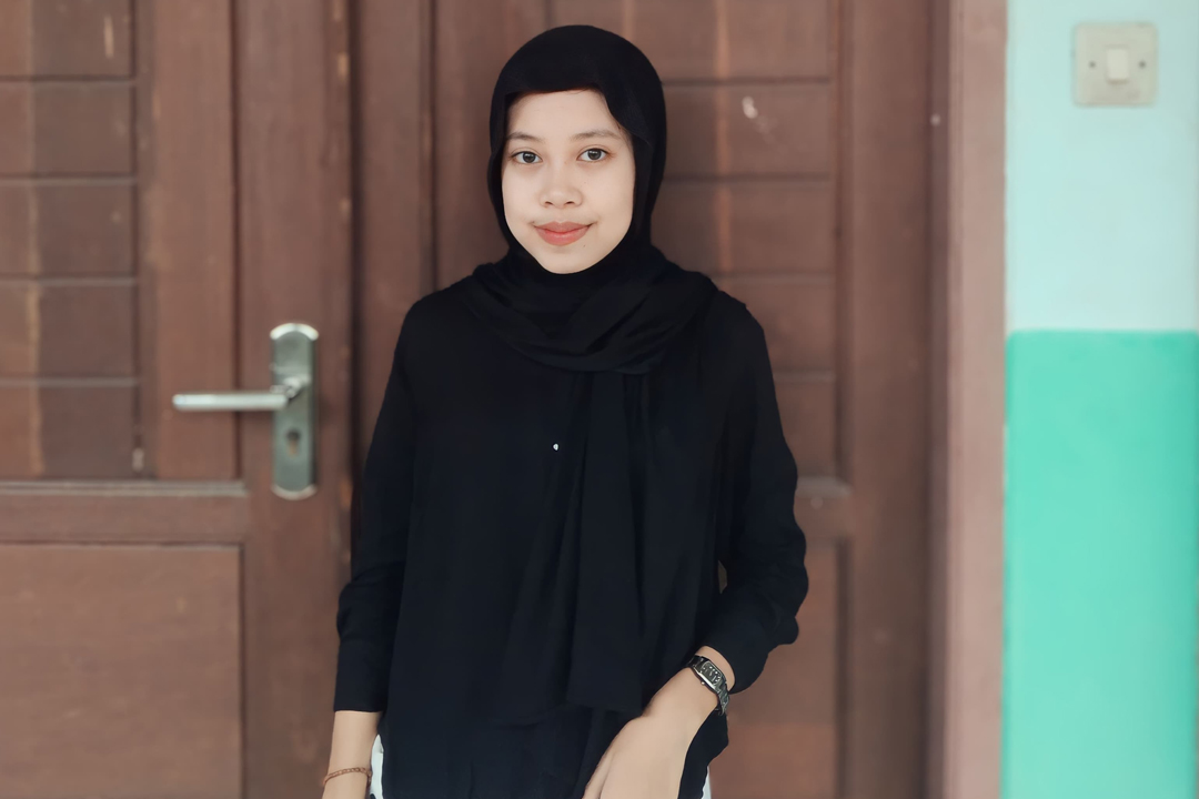 SHE - Sheny Nur Kholifah