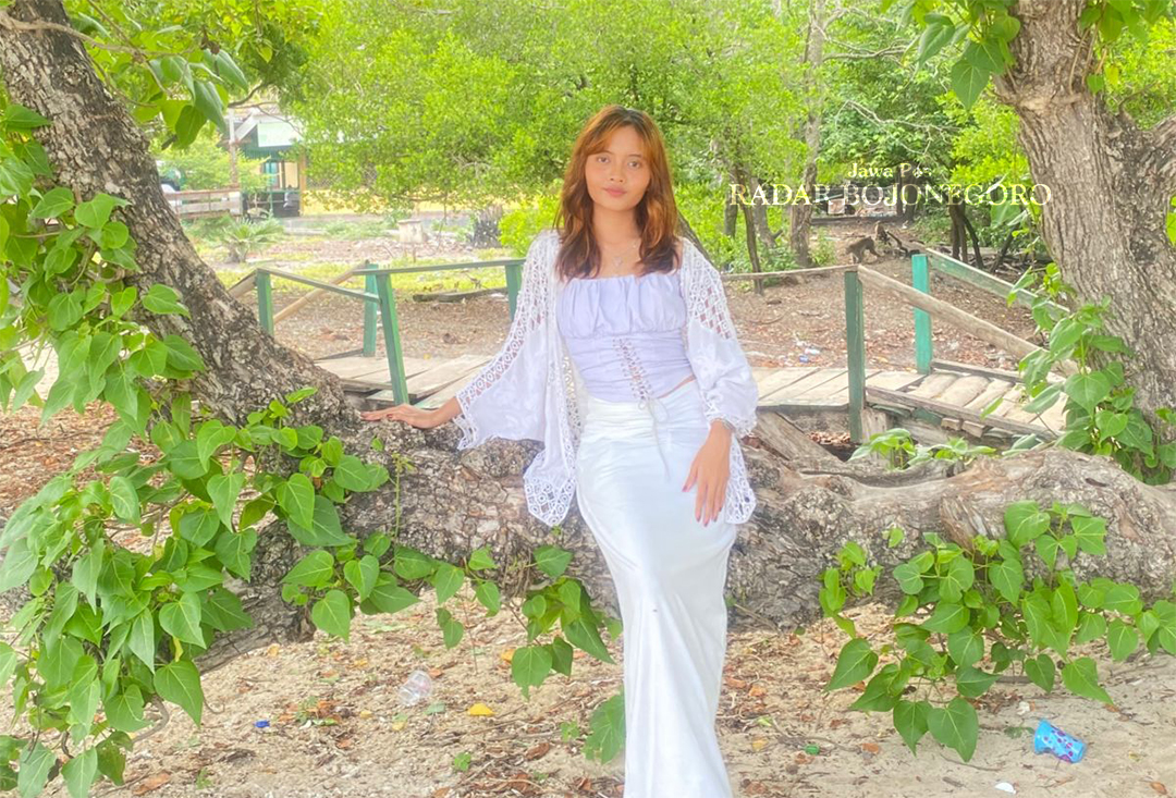 OBJEK FOTO: Anastacia Ruth Maharani salah satu model Bojonegoro yang kerap menjadi objek fotografer. (ISTIMEWA/RADAR BOJONEGORO)