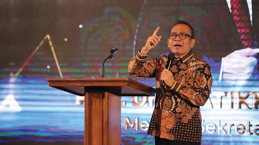 &lsquo;&rsquo;Jawa Pos Radar Bojonegoro adalah salah satu kebanggaan orang Bojonegoro,&rsquo;&rsquo; Pratikno Mensesneg RI