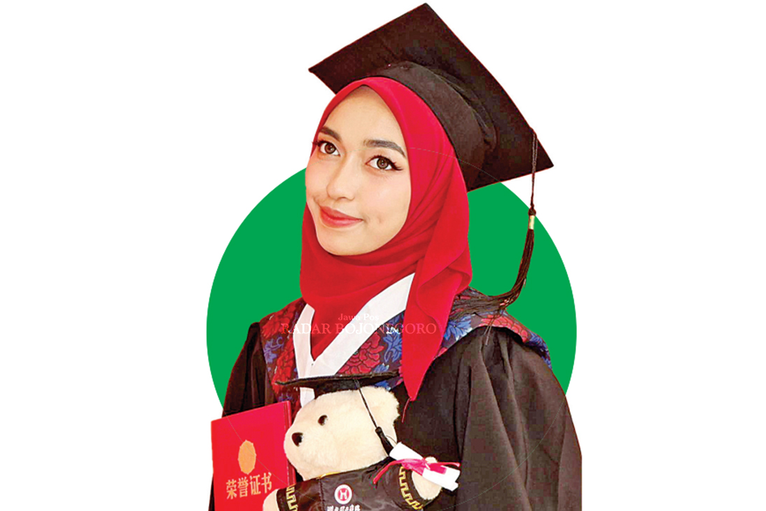 BEASISWA: Alfina Rizka Amalia lanjut pendidikan di Hubei Medical University Tiongkok, Fakultas Kedokteran Umum. (IST/RADAR BOJONEGORO)