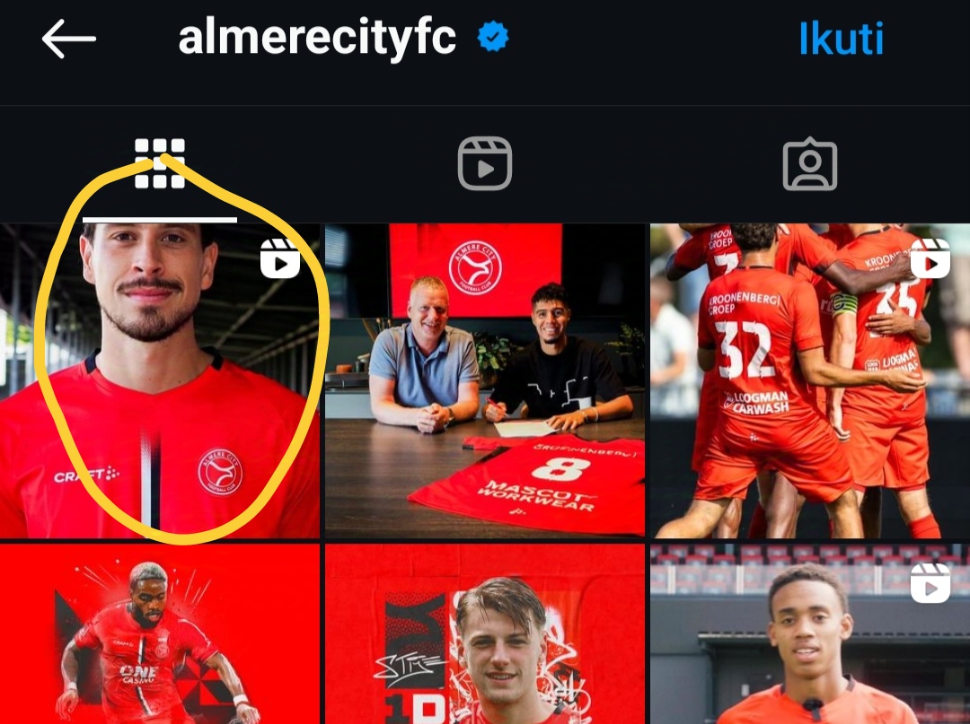 Thumbnail reels Almere City, isi kontennya Thom Haye sedang melakukan tes medis.